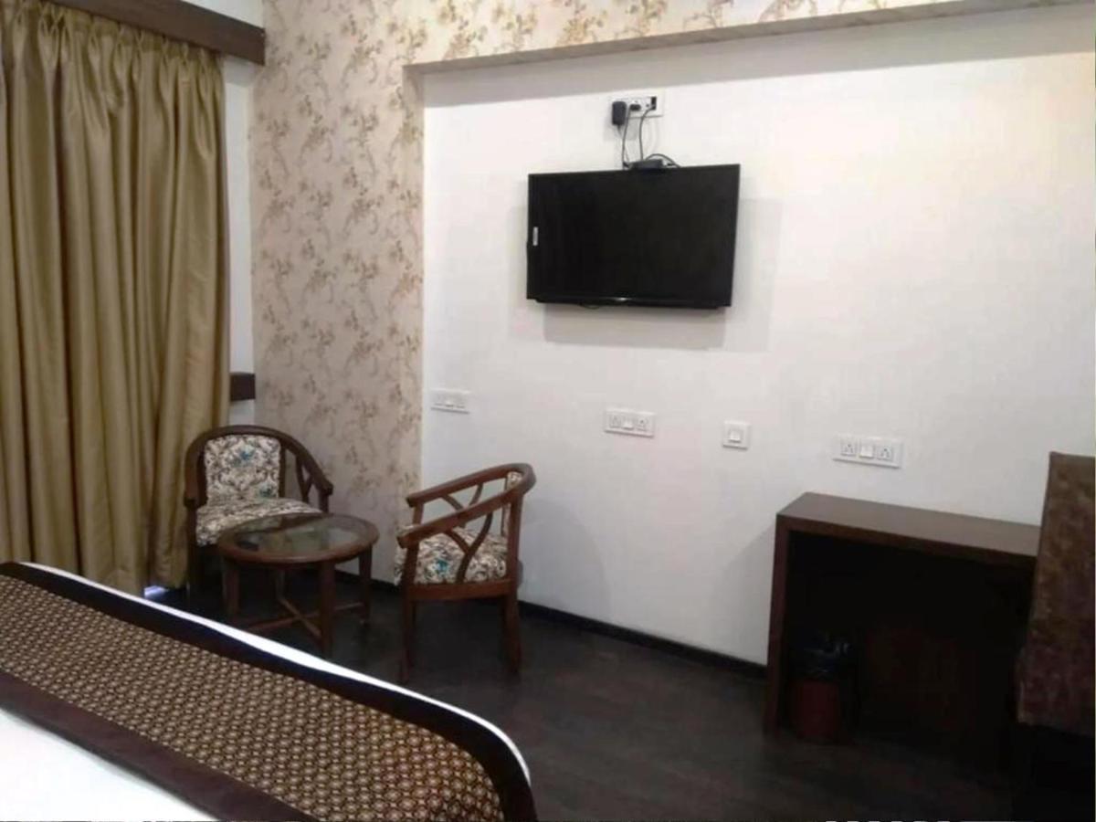 Hotel Citi Inn Grande Zirakpur Εξωτερικό φωτογραφία